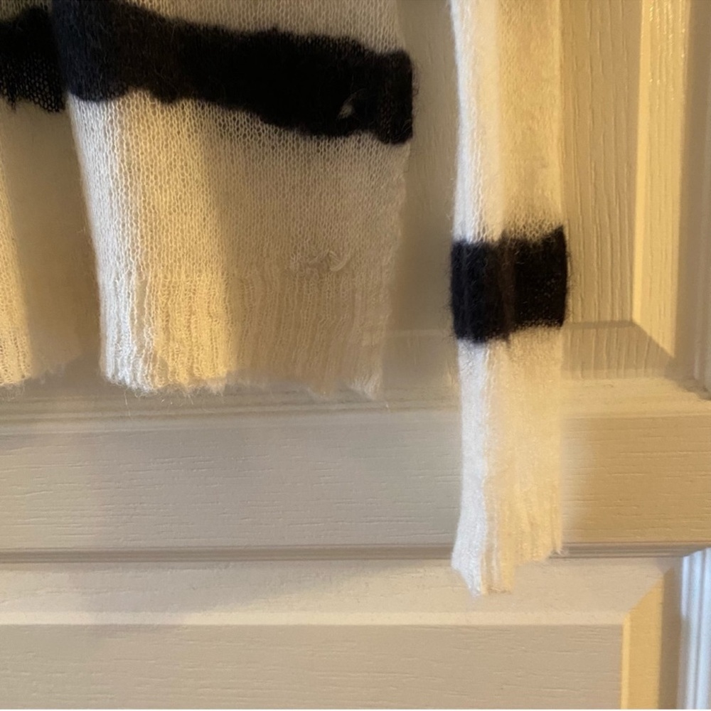 BANJO & MATILDA Australia Mohair-Blend Black & White Striped Sweater - M - Picture 7 of 13
